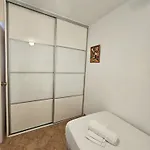 Apartment Zeus If *