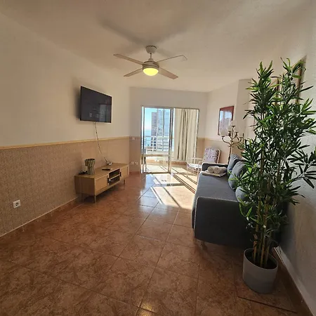 Zeus If Apartman *